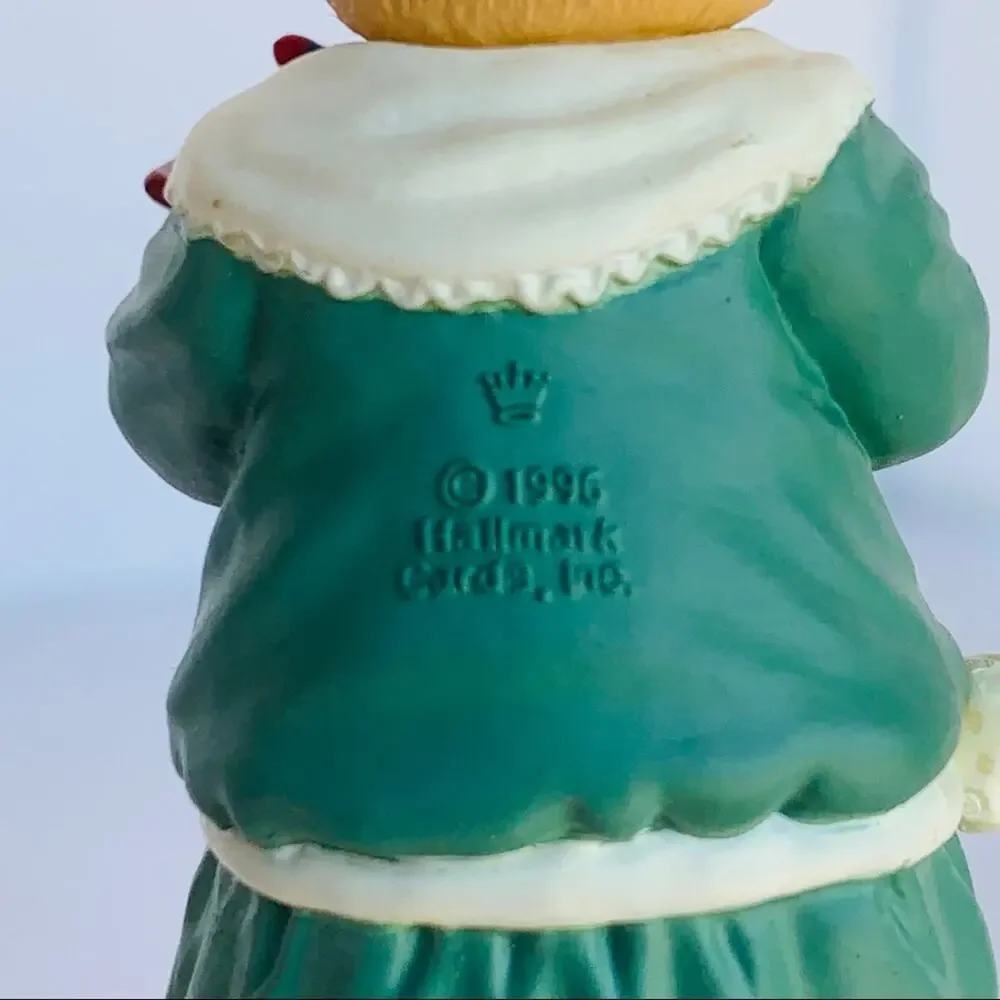 1996 Hallmark Bear 